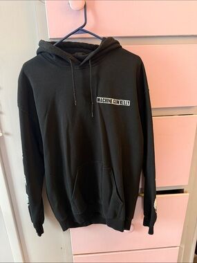 never won machine gun kelly mainstream sellout graphic hoodie